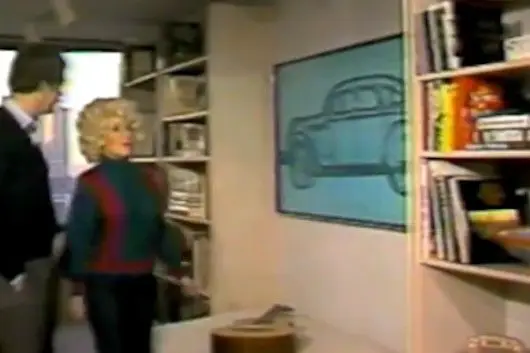 Dolly's 1980s NYC apartment.